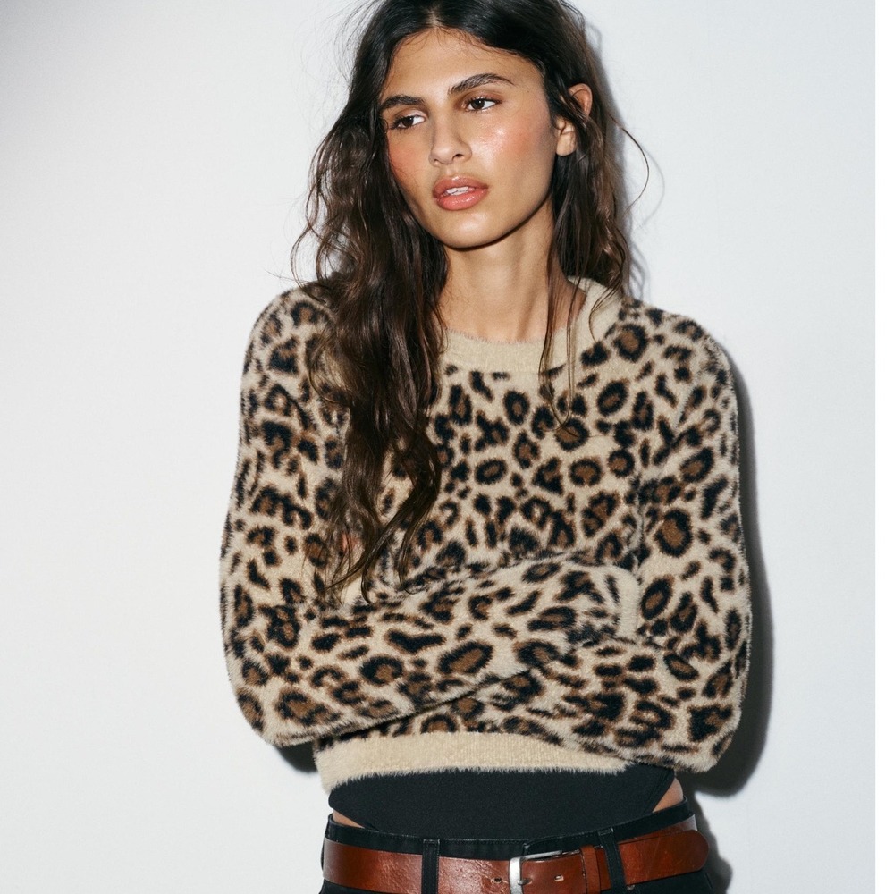 Zara‎ Womens Leopard Print Fuzzy Knit Cropped Sweater Tan Brown Black Small NEW